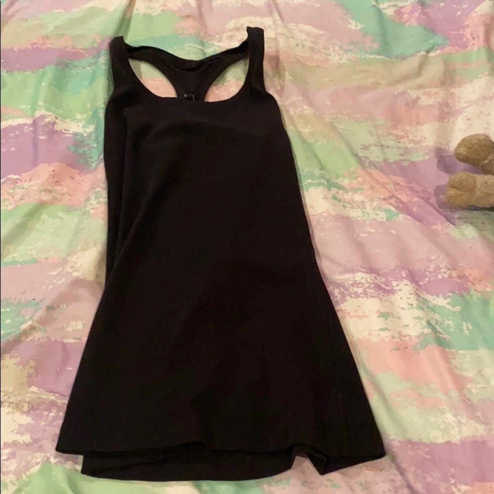 Lululemon black tank